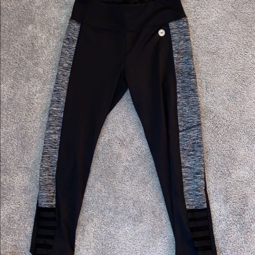 Black and Gray Hollister Leggings